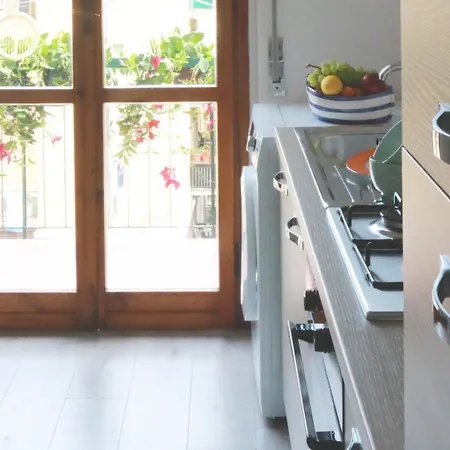 Apartment Sail Into Portovenere W Parking & Balcony Porto Venere
